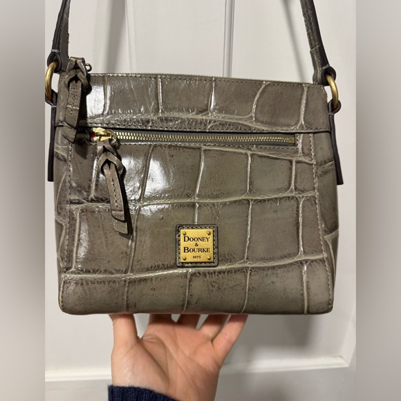 Dooney & Bourke Pembrook Allison Crossbody purse - Picture 2 of 12